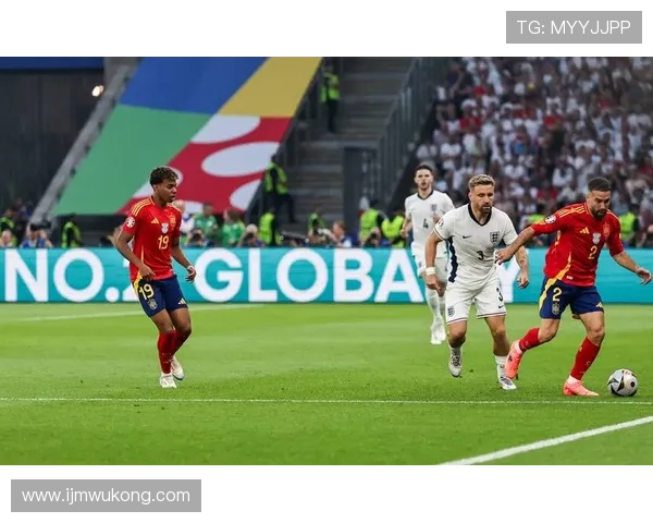 亚马尔与穆西亚拉：技术风格及进攻角色差异解析