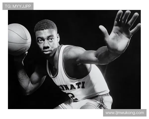 奥斯卡·罗伯特森单打提升关键回合效率胜过组织