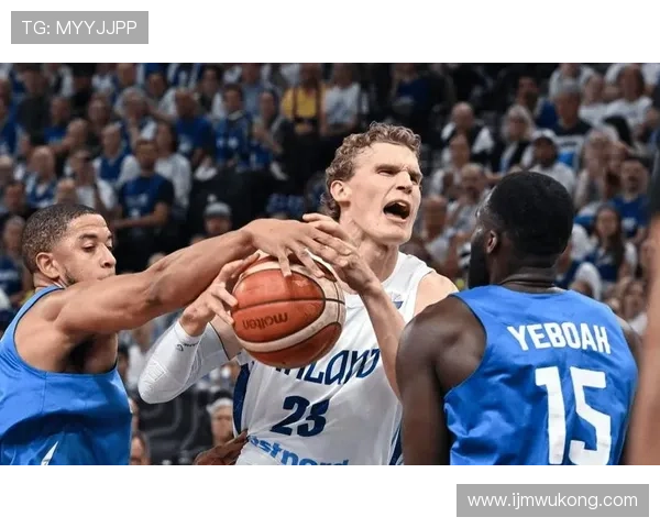 洛里·马尔卡宁挡拆制造错位有效拉升三分效率