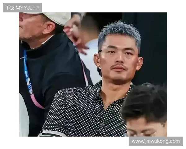 林丹一天喝几瓶能量饮料撑起赛场状态？普通人连想都不敢想！