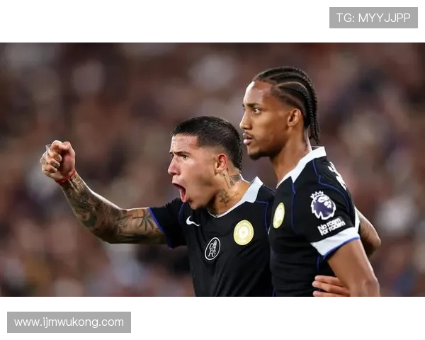 切尔西中场越堆越乱，表面人多实则功能重叠拖垮全队节奏