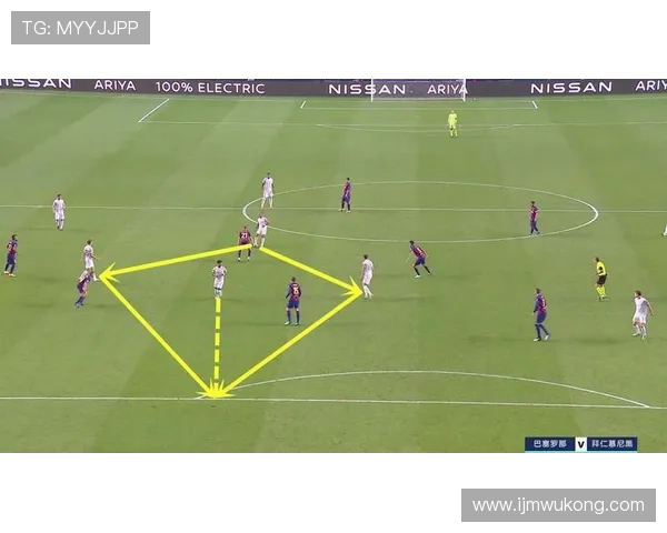 拜仁慕尼黑防守问题显现：站位与回防失衡对赛季走势形成制约